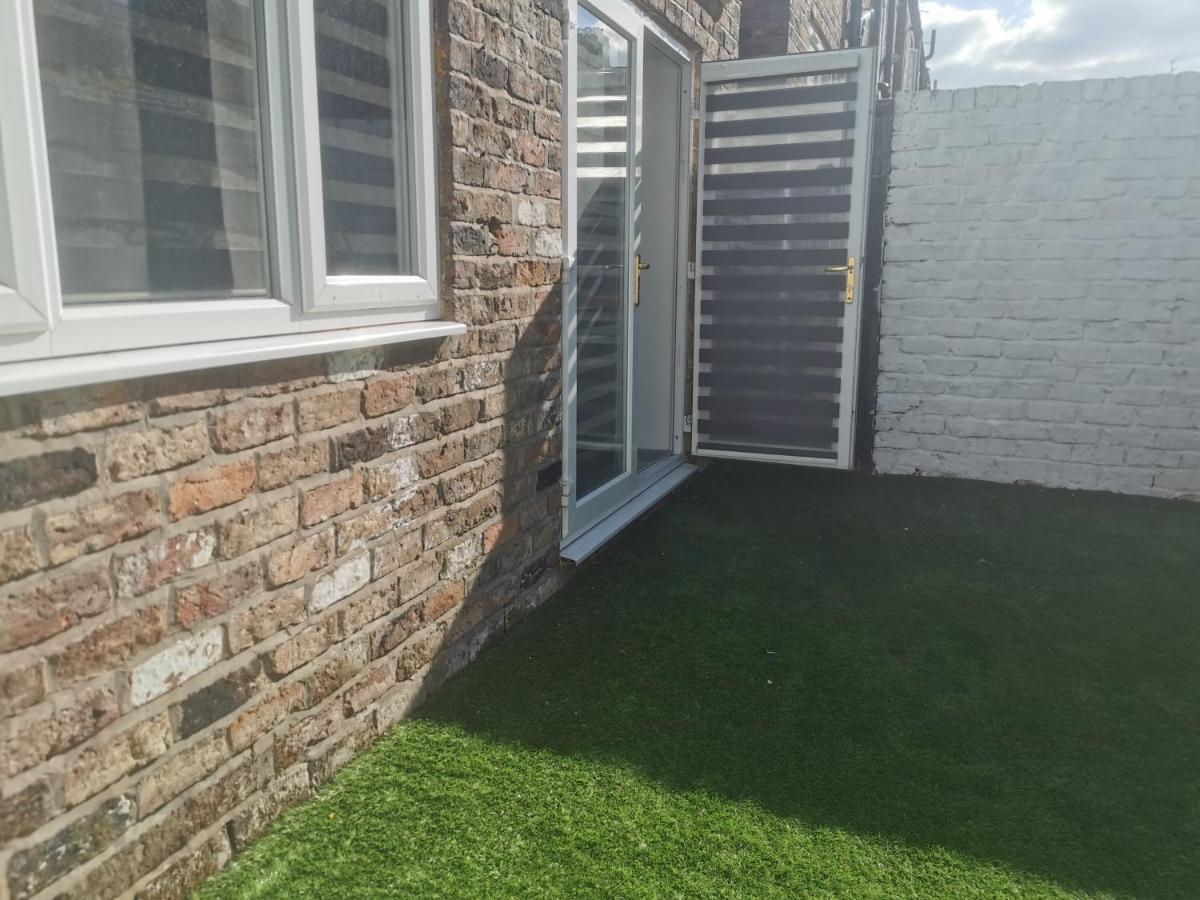 Barbara'S Accommodation Liverpool Luaran gambar