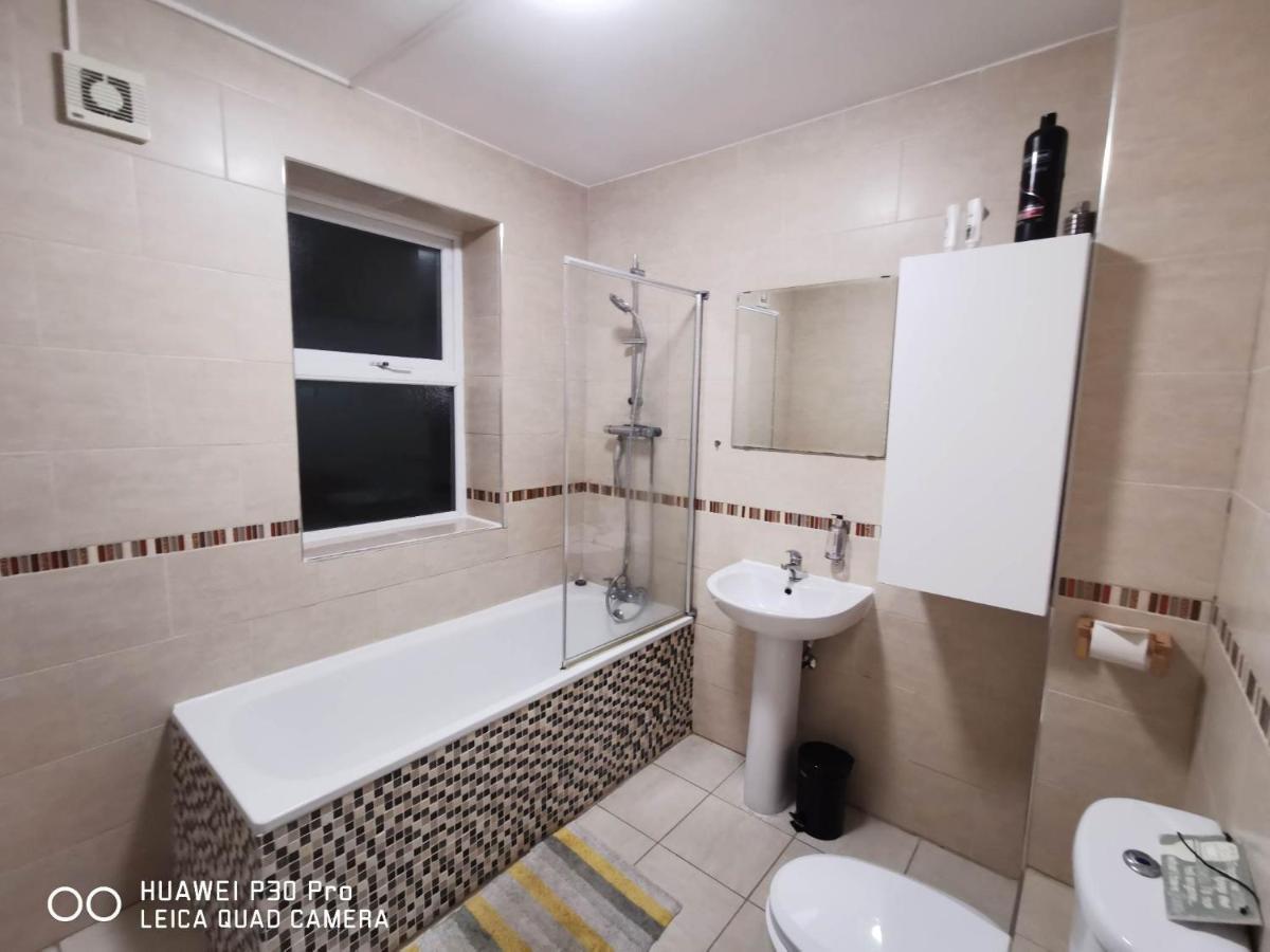 Barbara'S Accommodation Liverpool Luaran gambar
