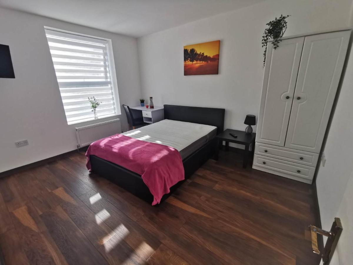 Barbara'S Accommodation Liverpool Luaran gambar