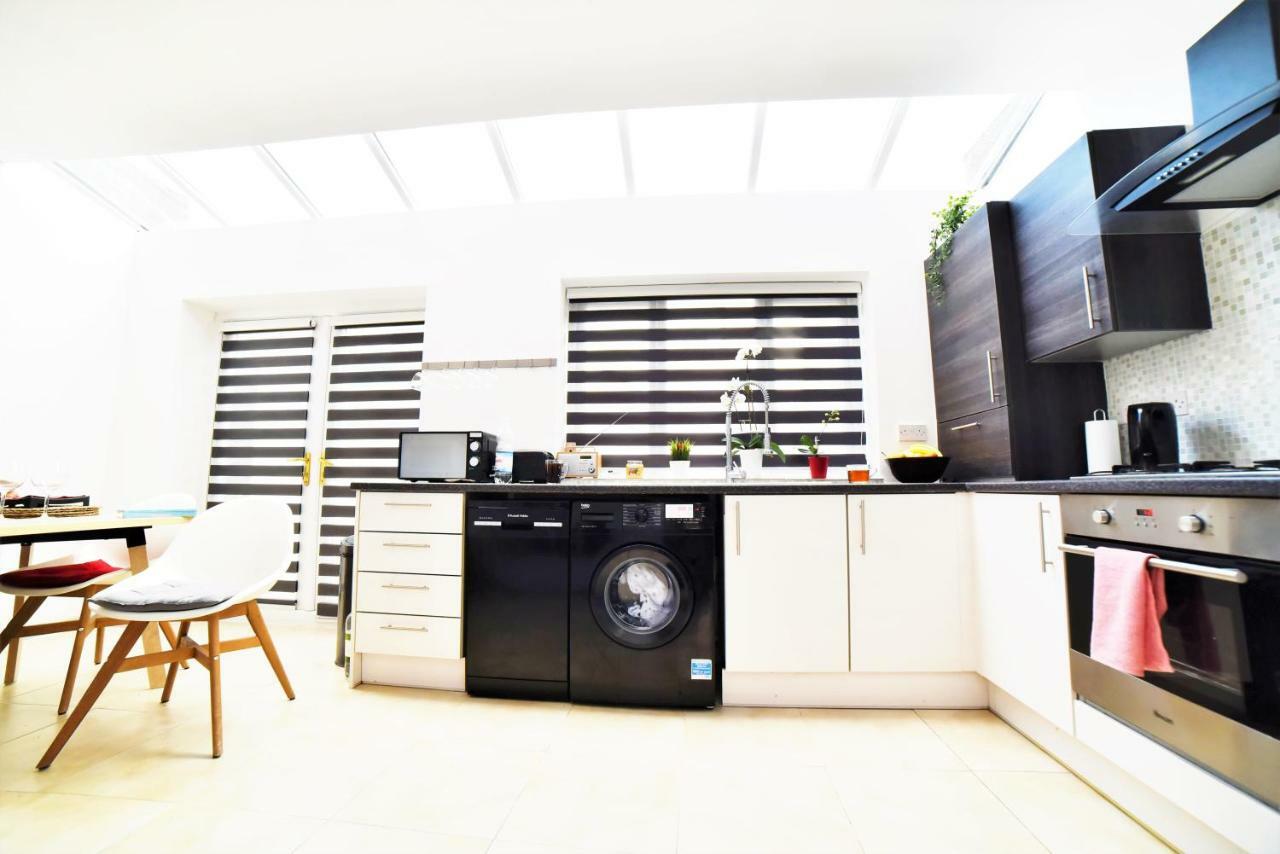 Barbara'S Accommodation Liverpool Luaran gambar